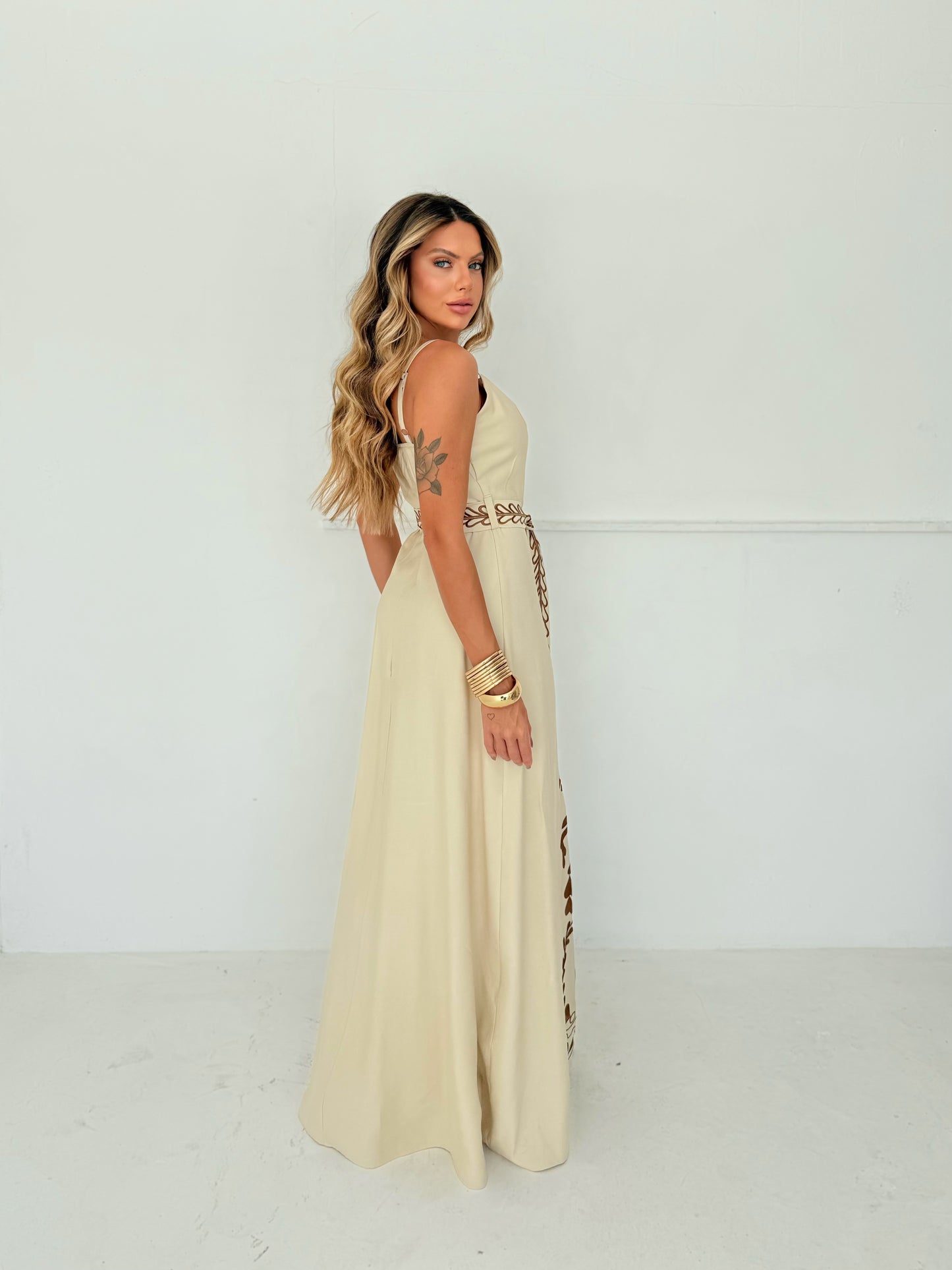 Vestido Longo Creme Bordado