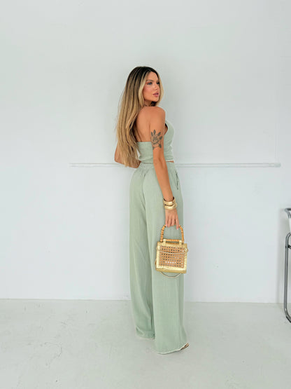 Conjunto Cropped Halter Verde Sage