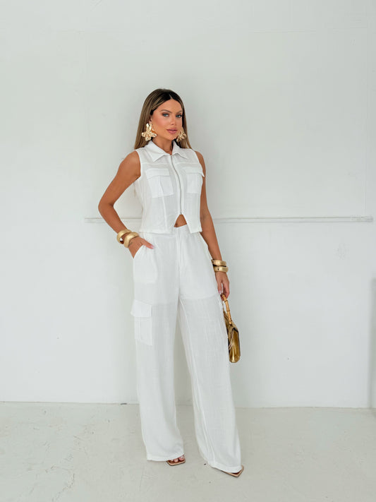 Conjunto Branco Cargo com Zíper Frontal