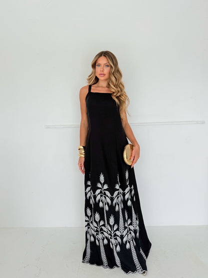 Vestido Preto Atemporal