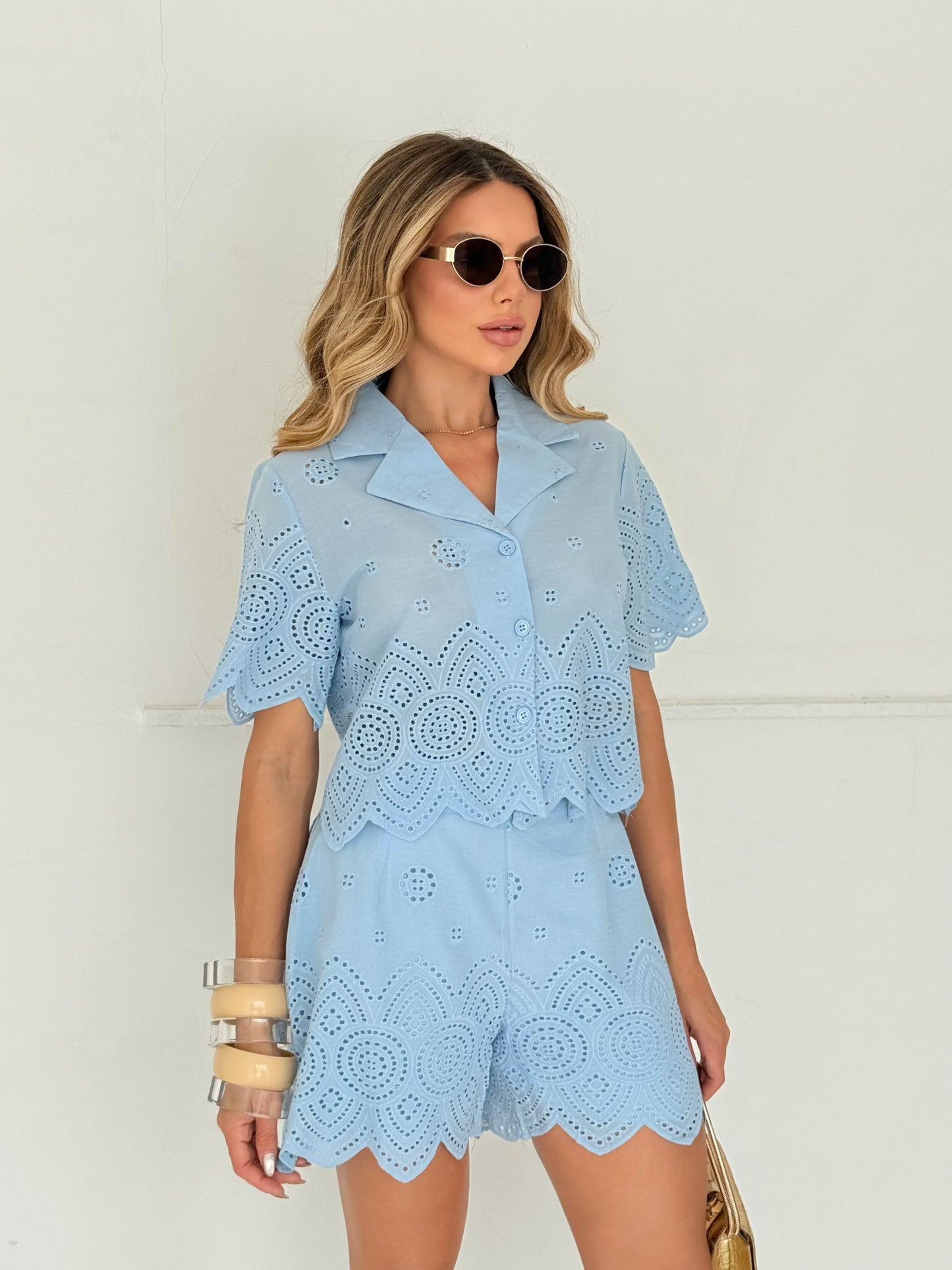 Conjunto Short e Camisa Cropped Azul Bebê