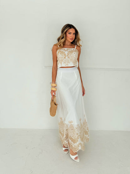 Conjunto Saia Longa e Cropped Branco