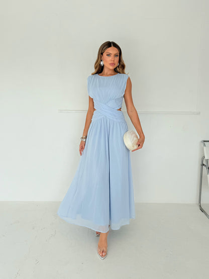 Vestido Longo Azul Sereno com Recortes