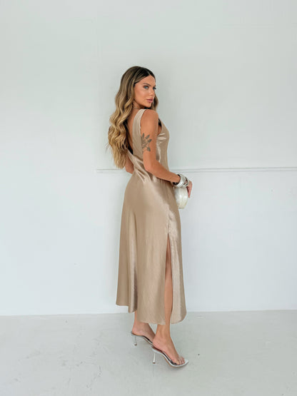 Vestido Longo Slip Dress Dourado