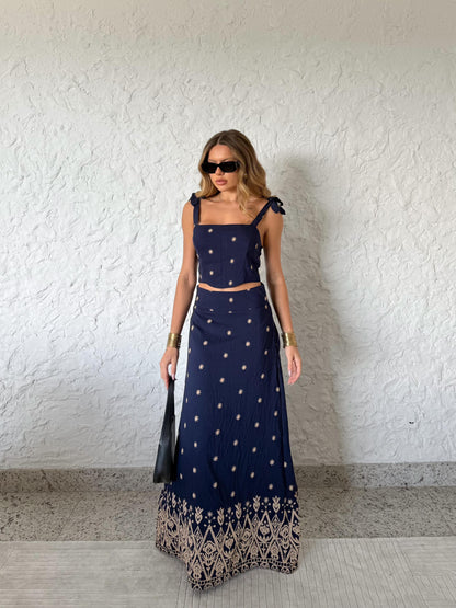 Conjunto Azul Petróleo Bordado