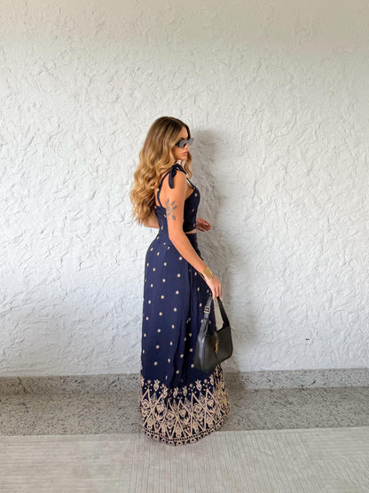 Conjunto Azul Petróleo Bordado