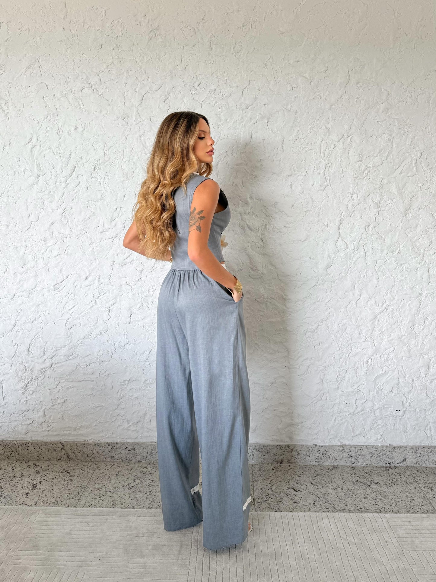 Conjunto Social Azul e Branco Brilhante